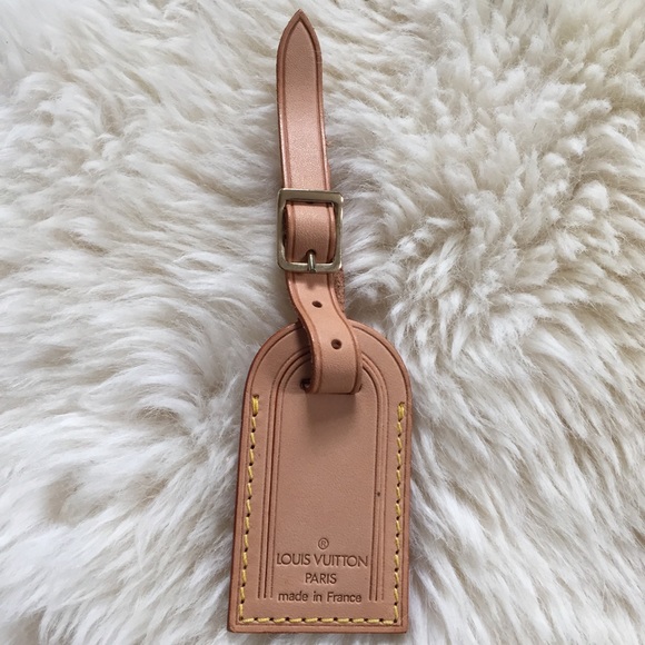 louis vuitton small luggage tag